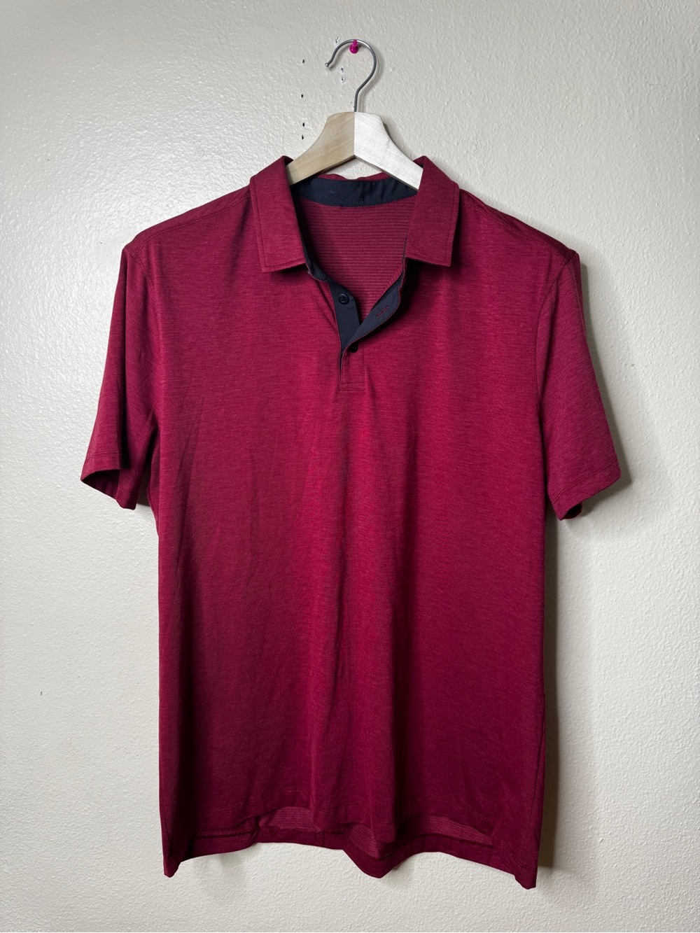Lululemon Shirt Mens XL Burgundy Tech Polo Button Short Sleeve Active